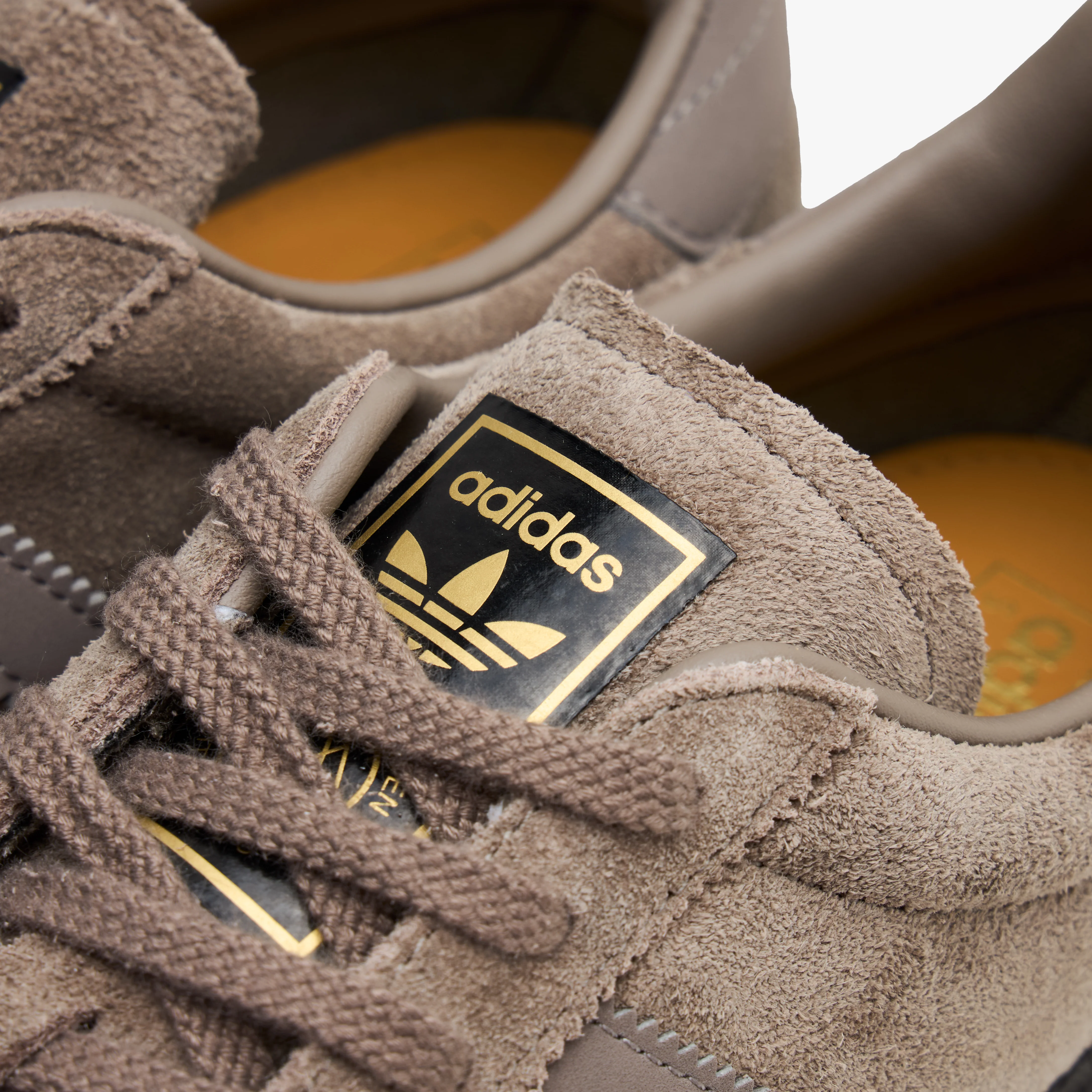 adidas Mendacino Spezial Blanch Brown / Shadow Red - Image 6