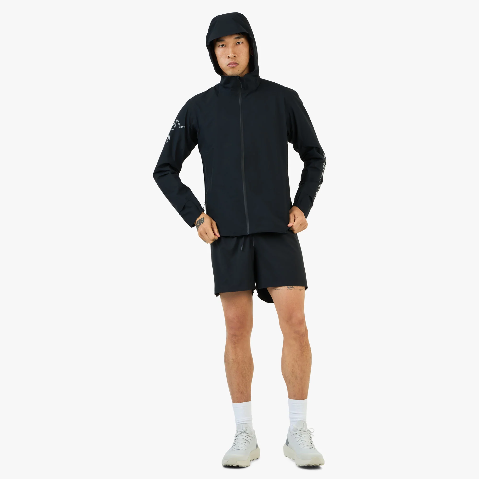 Arc'teryx Norvan Jacket / Black - Image 6