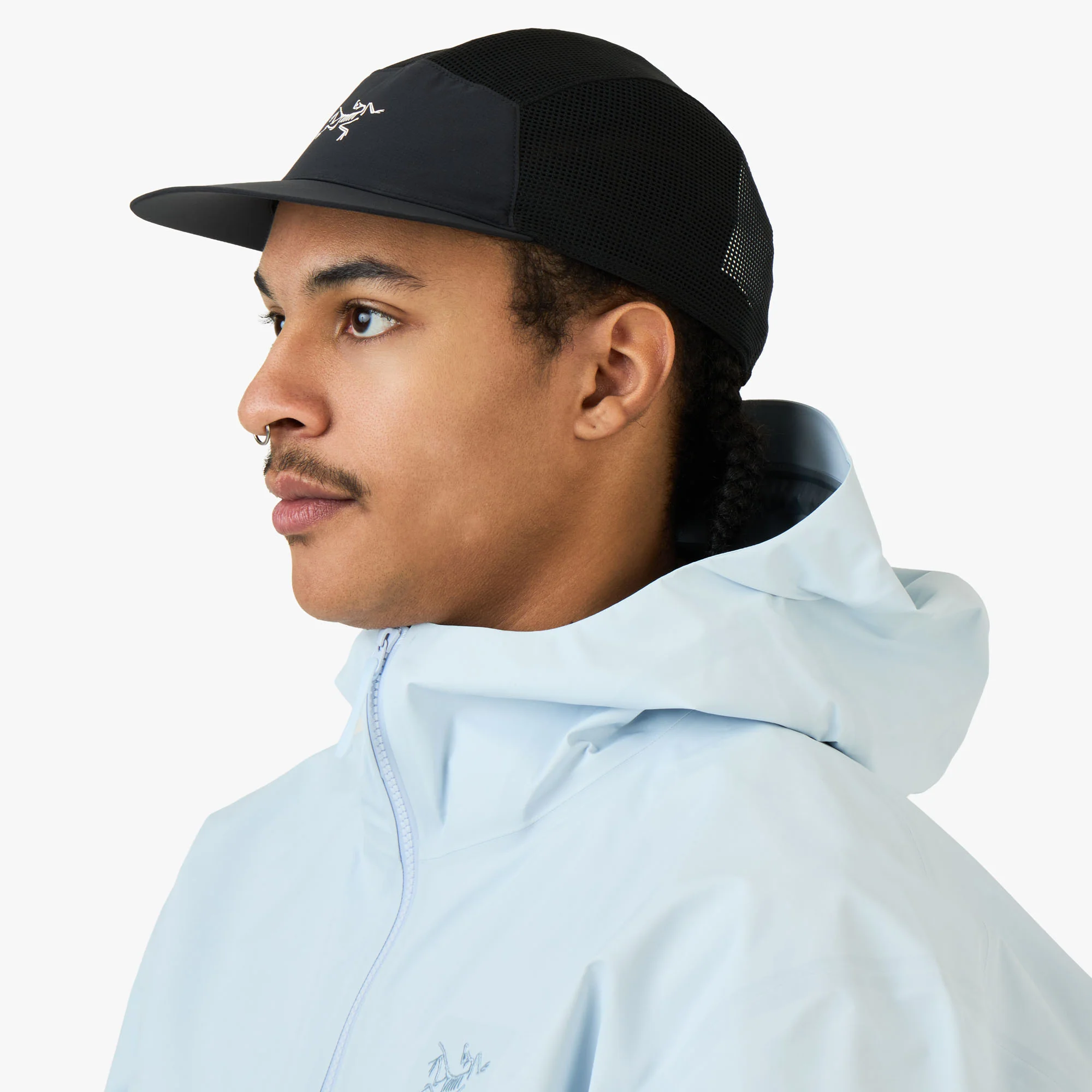 Arc'teryx Norvan Mesh 5 Panel Cap Black / Arctic Silk - Image 2