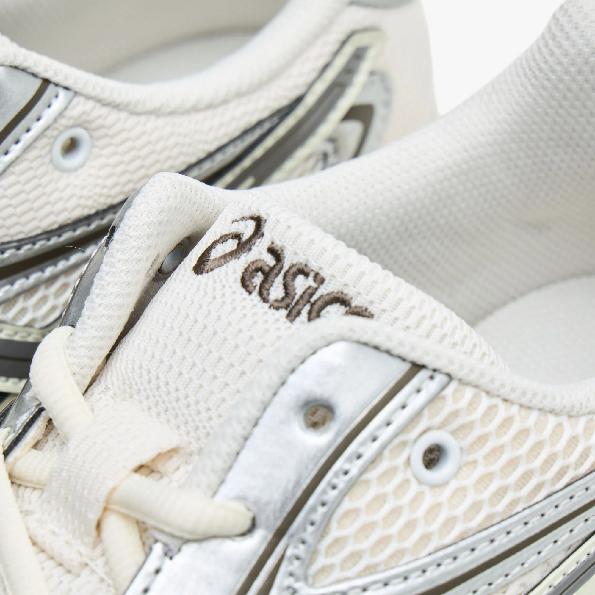 ASICS GEL-DS Trainer 14 Cream / Clay Grey - Image 7