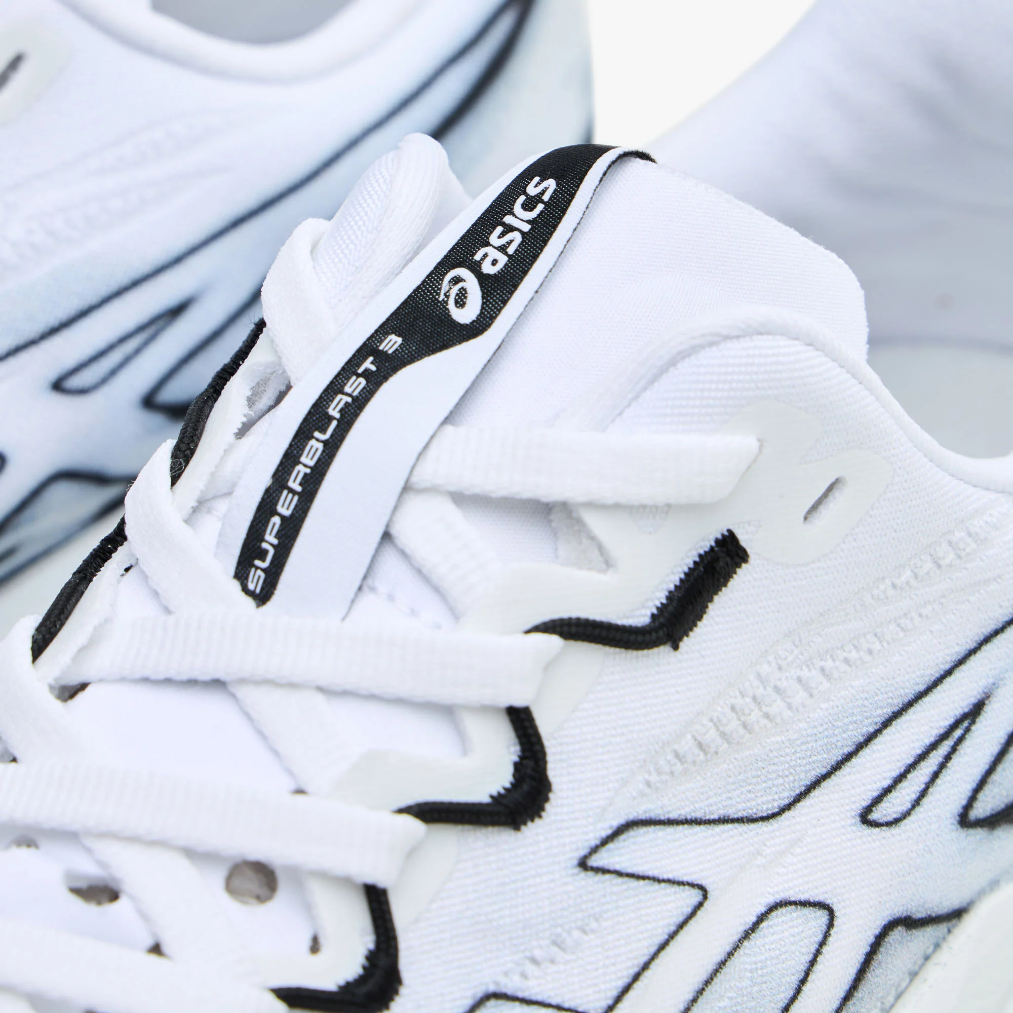 ASICS Superblast 3 White / Black - Image 5