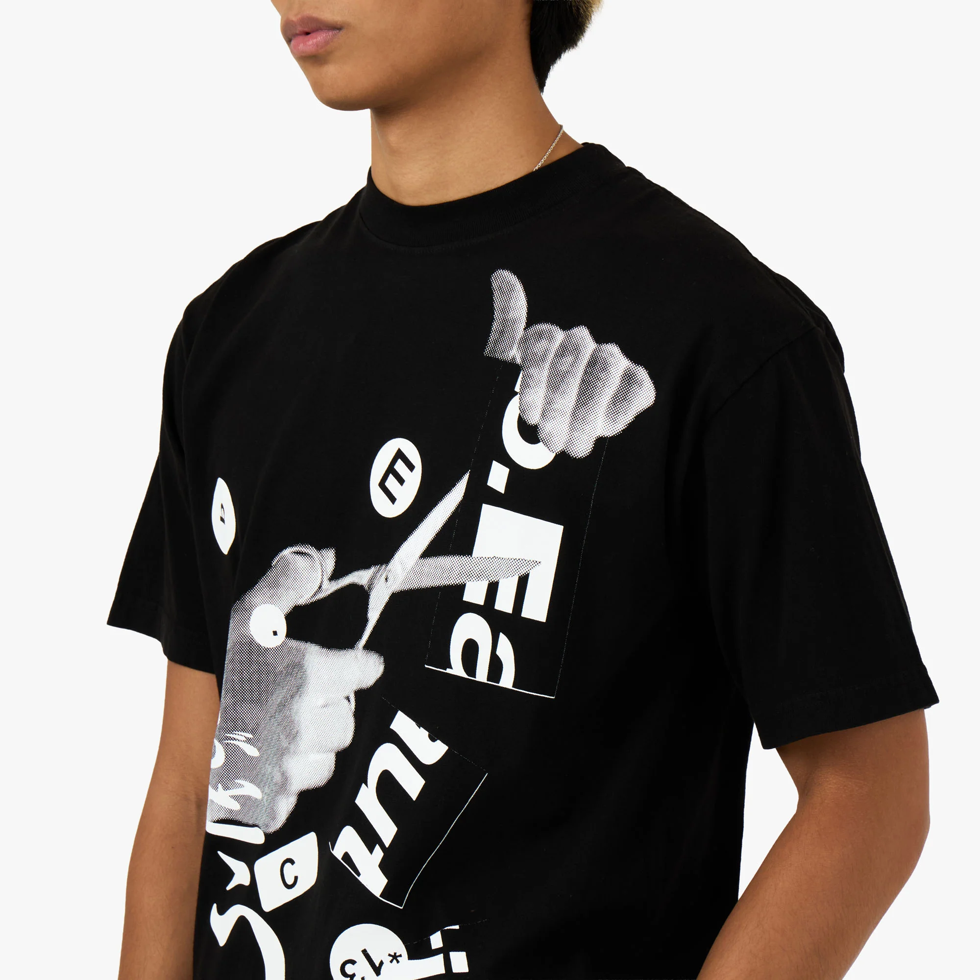 b.Eautiful Cutting T-Shirt Black - Image 4