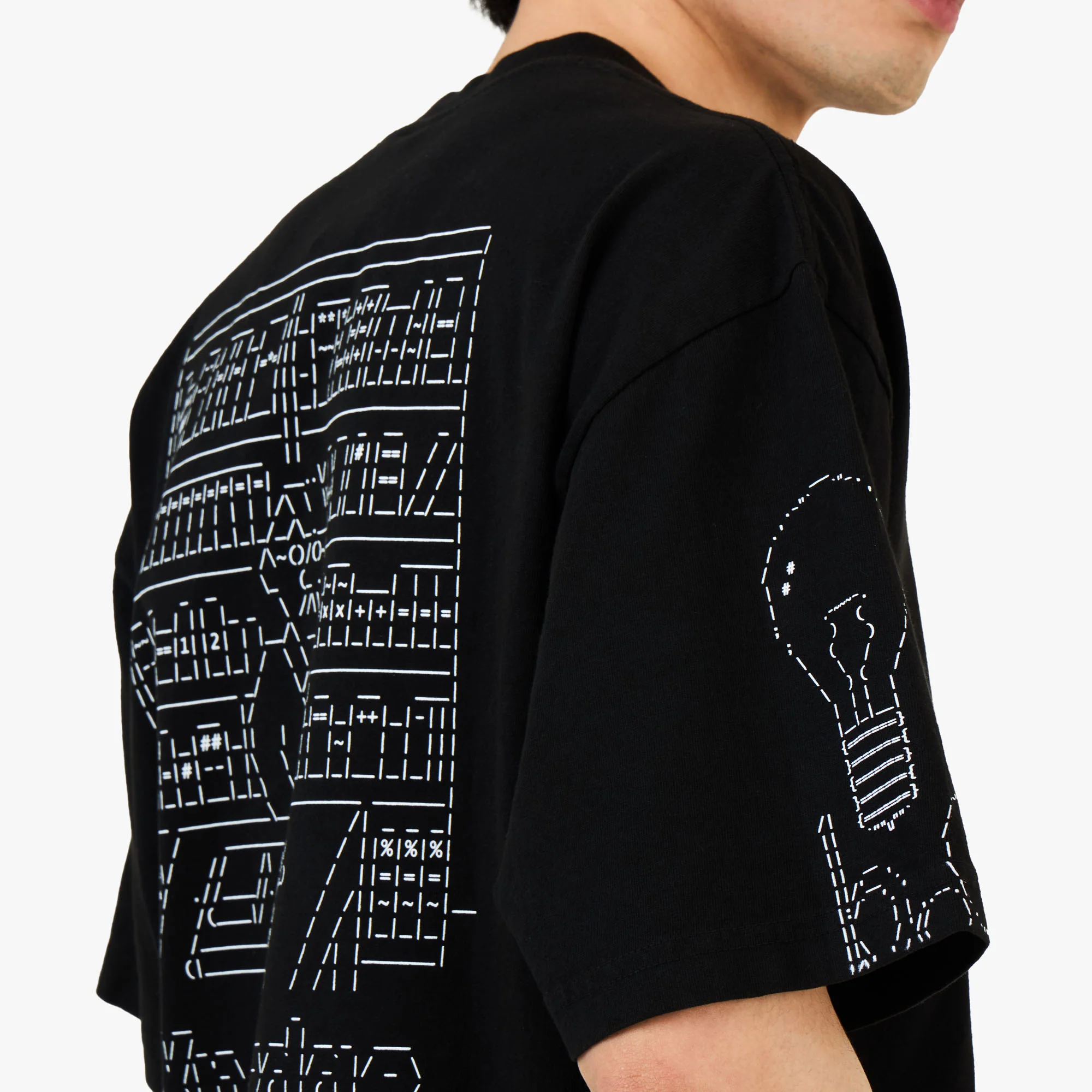 b.Eautiful Writing T-Shirt Black - Image 5