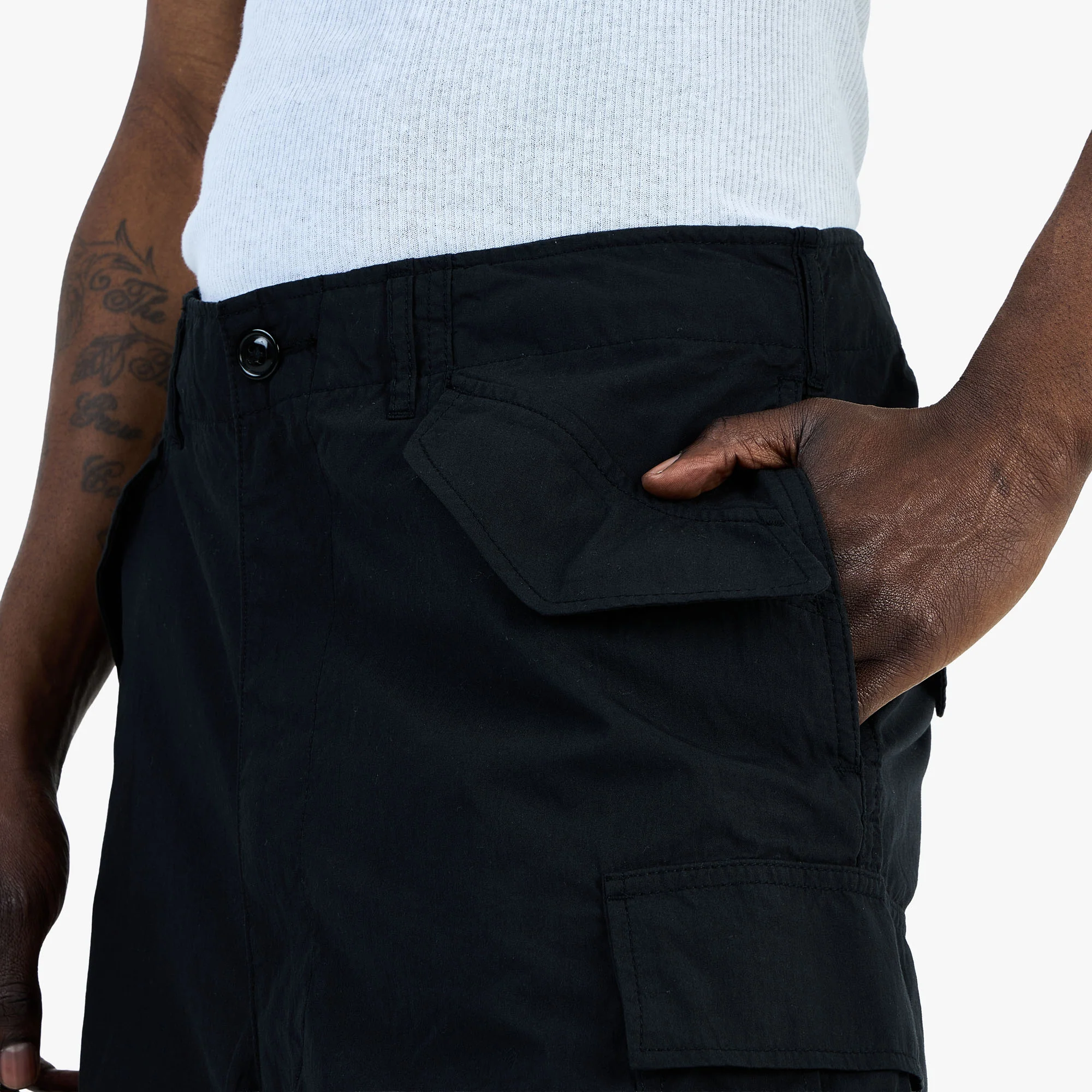 BEAMS Big 6 Pockets Cargo Pants / Black - Image 4