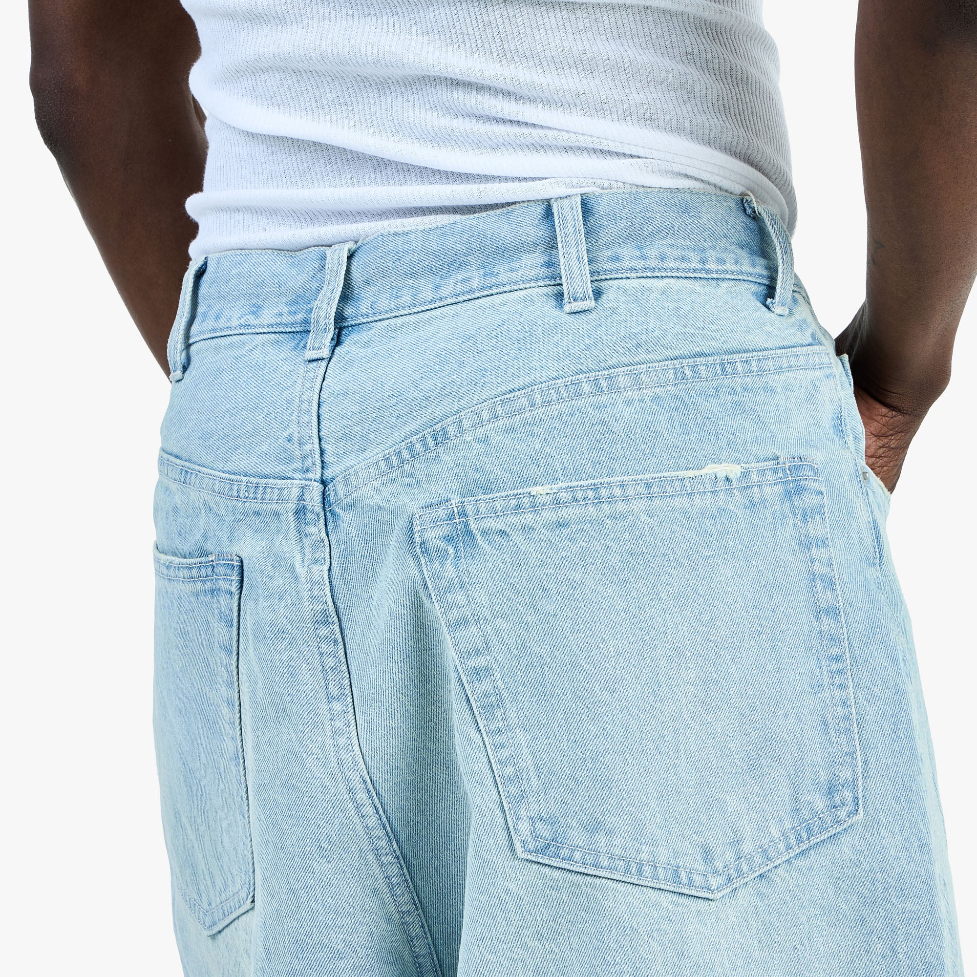 BEAMS Damage Denim Shorts / Ice Wash - Image 5