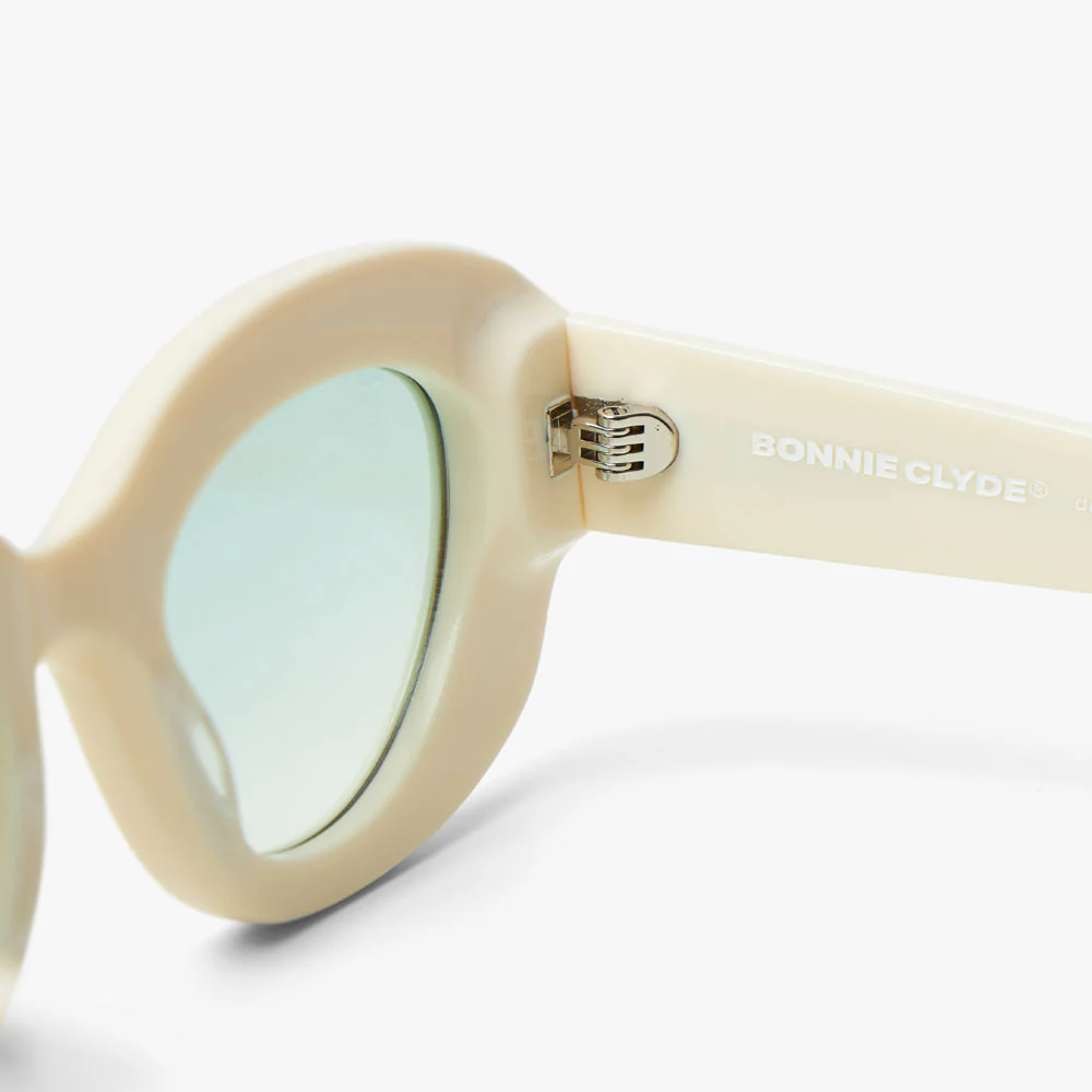 Bonnie Clyde Portal Sunglasses Off White / Green - Image 5