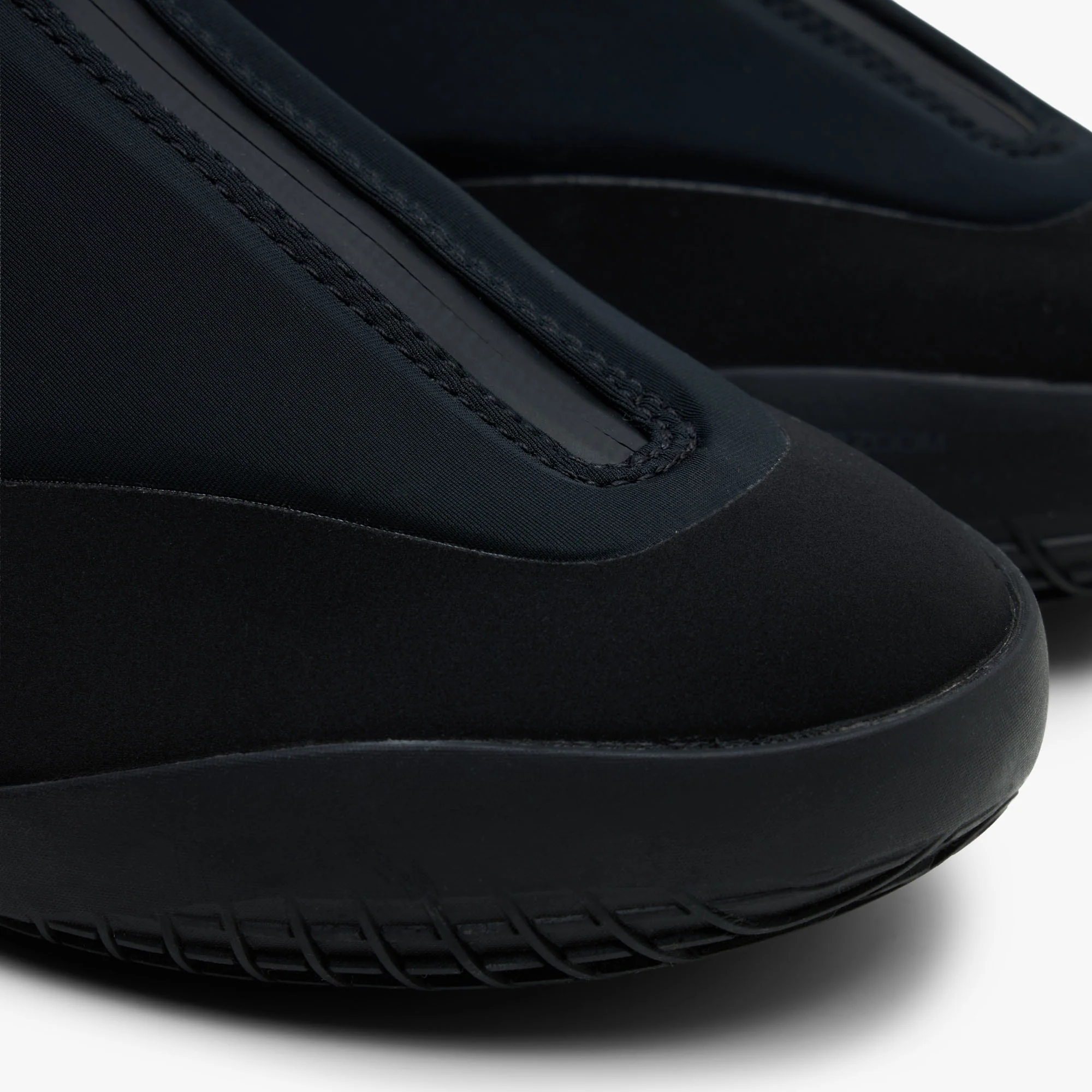 Converse Shai 001 Charm Black - Image 5