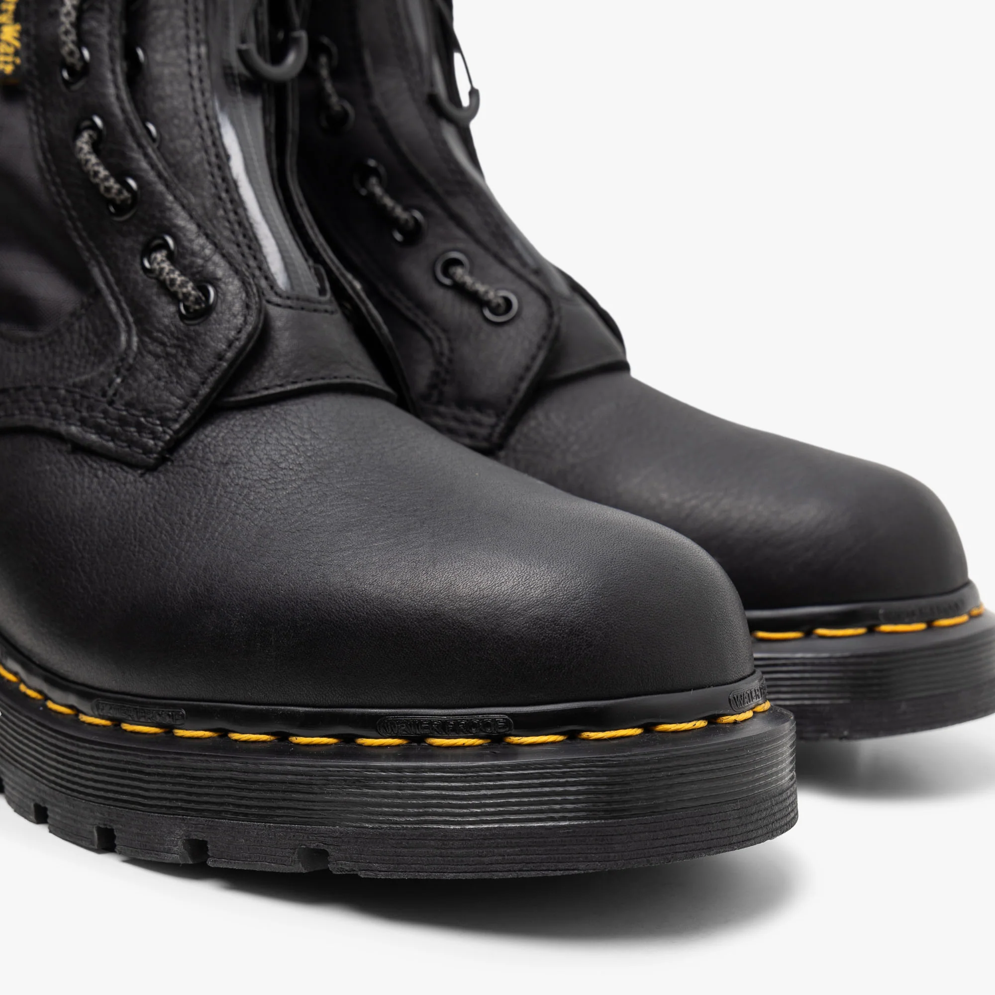 Dr. Martens 1460 Trinity Tudor Waterproof / Black - Image 6