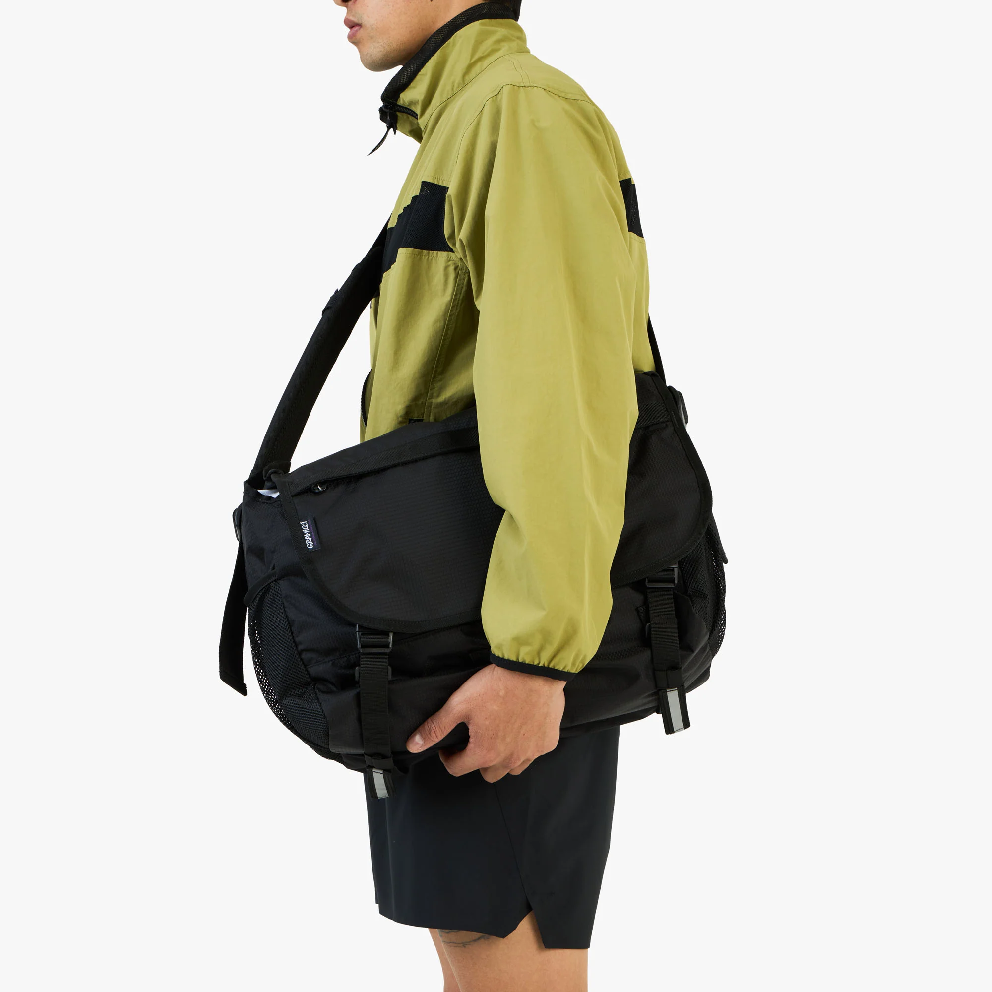 Gramicci Messenger Bag / Black - Image 5