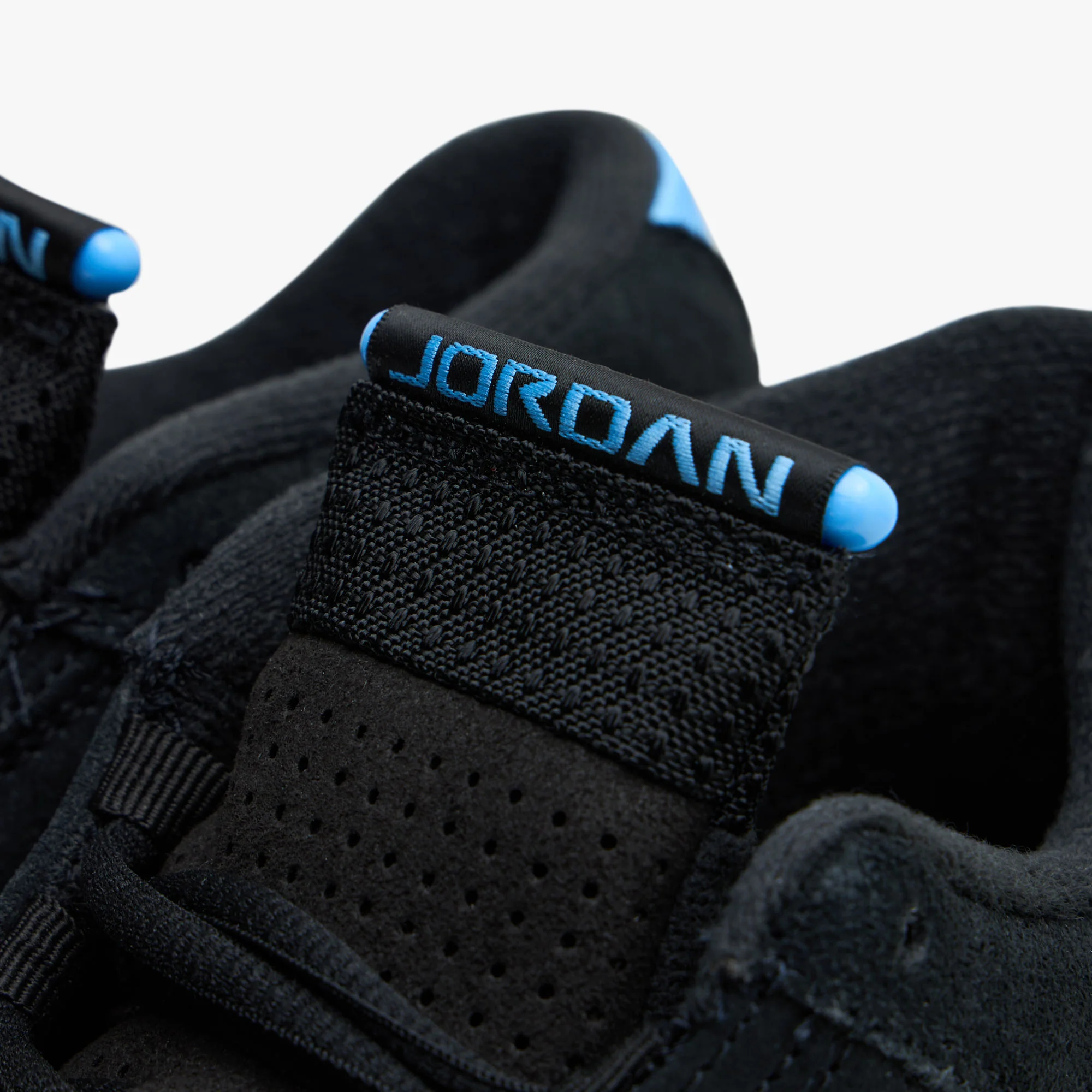 Jordan 14 Retro Black / White - University Blue - Image 5