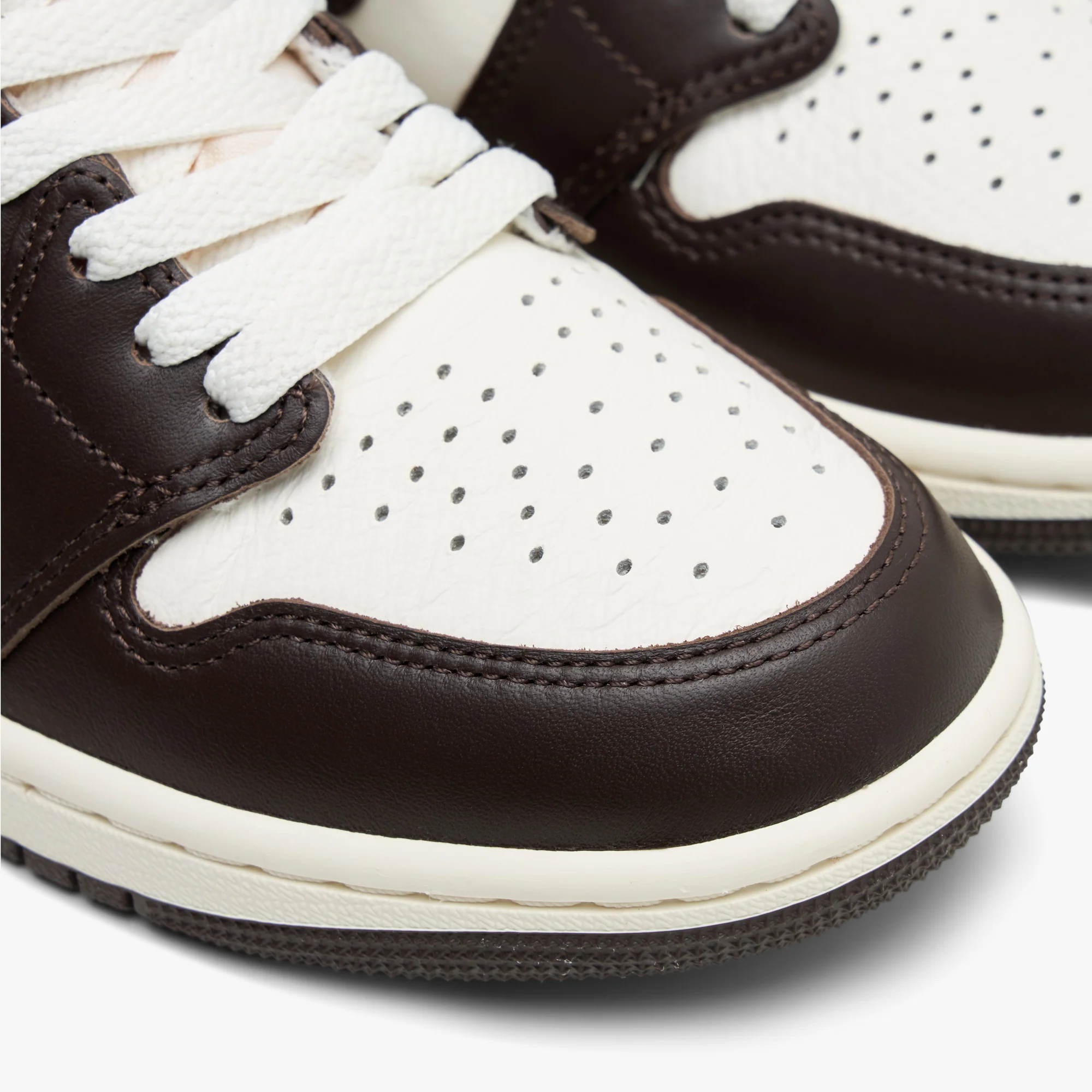 Jordan Women's 1  Retro High OG Baroque Brown / Sail - Image 6