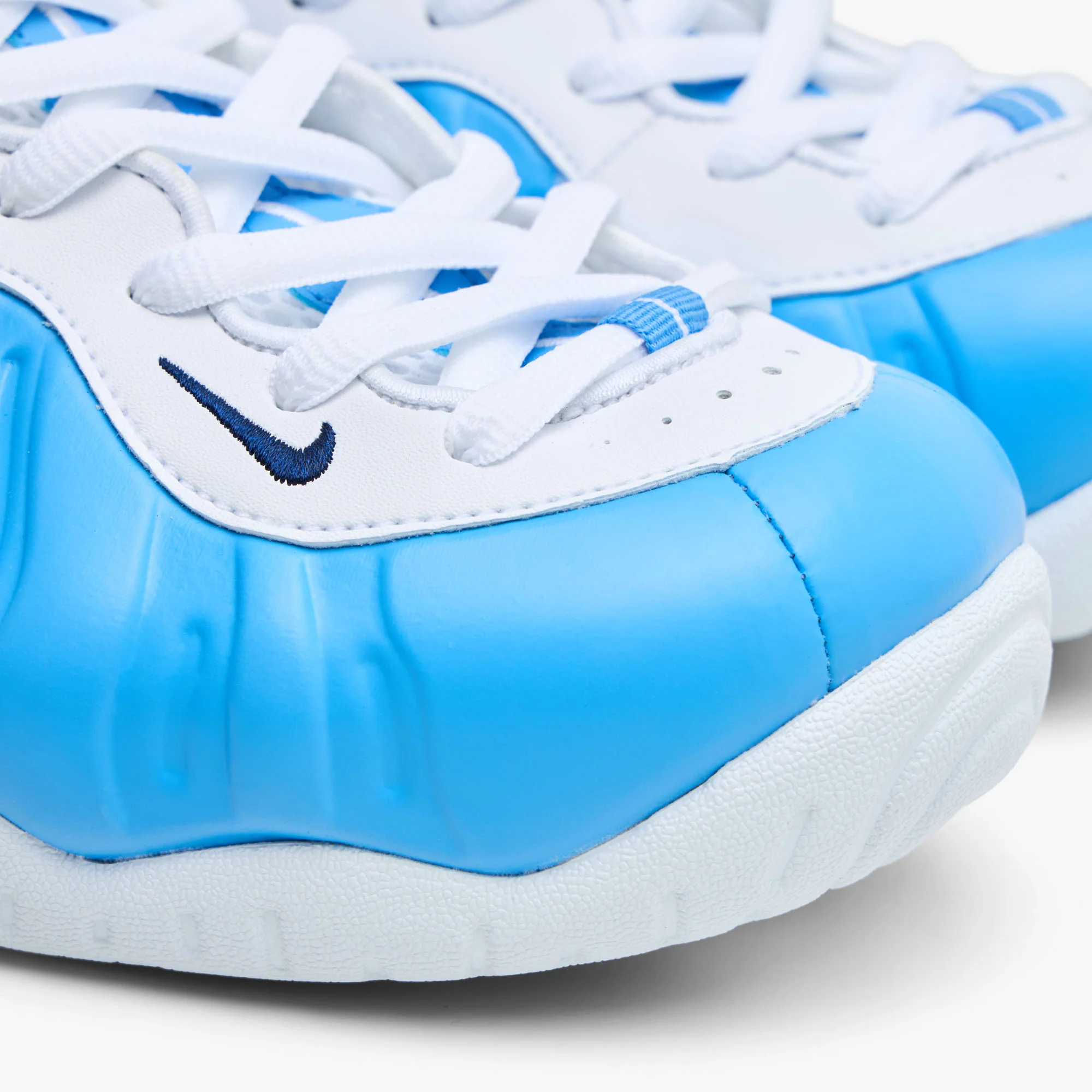 Nike Air Foamposite Pro University Blue / White - Image 6