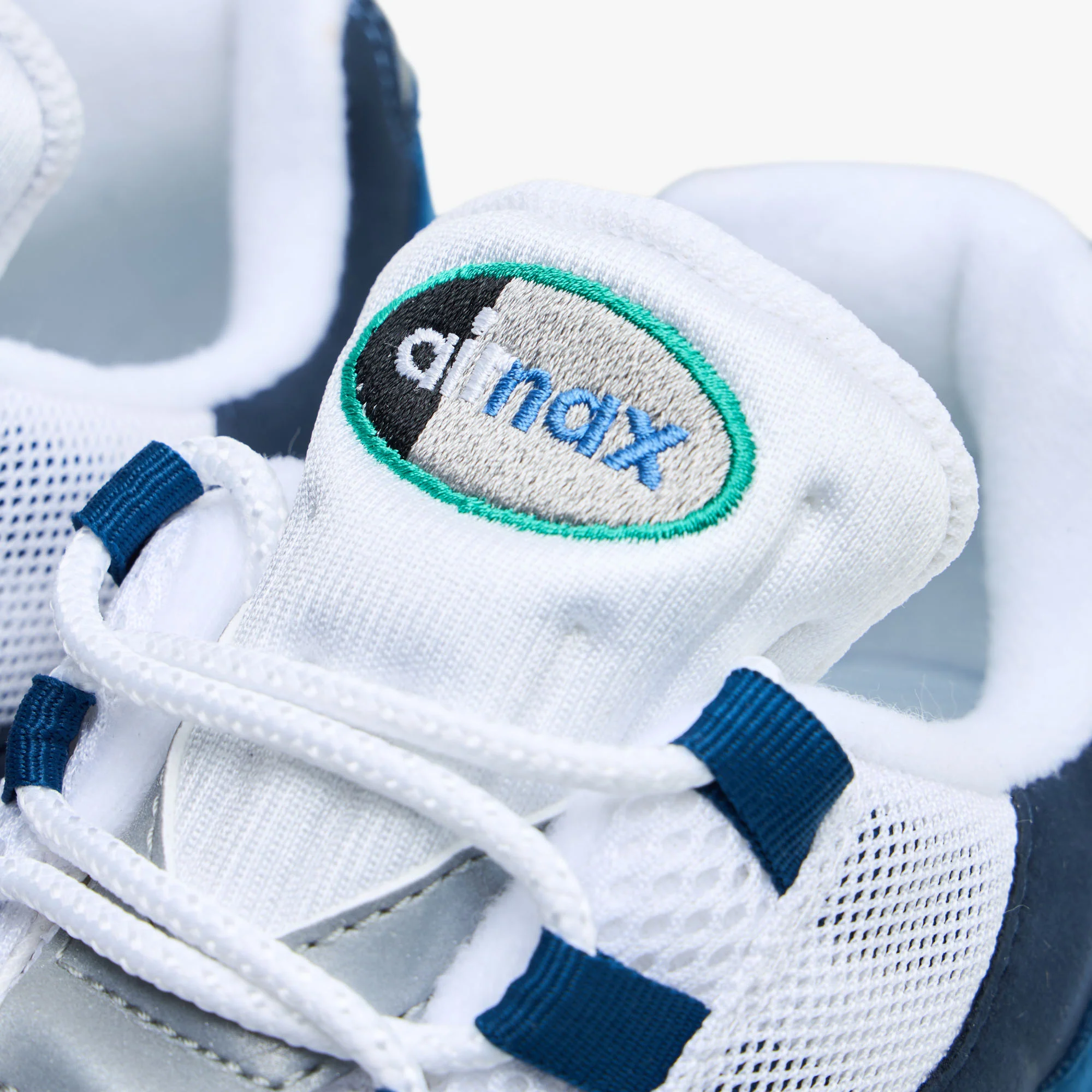 Nike Air Max 95 OG White / Emerald Green - Lake Blue - Image 5