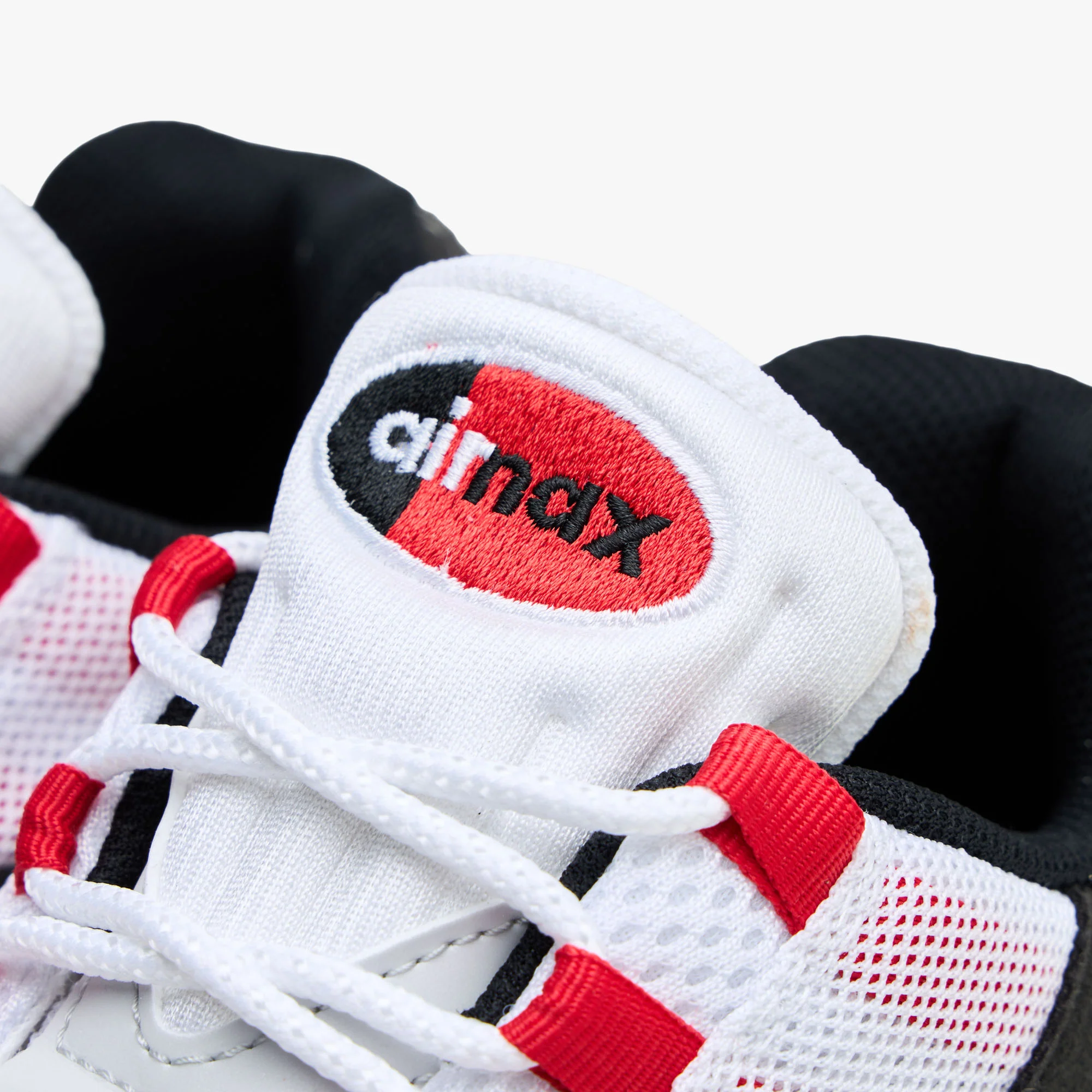 Nike Air Max 95 White / Comet Red - Neutral Grey - Image 5