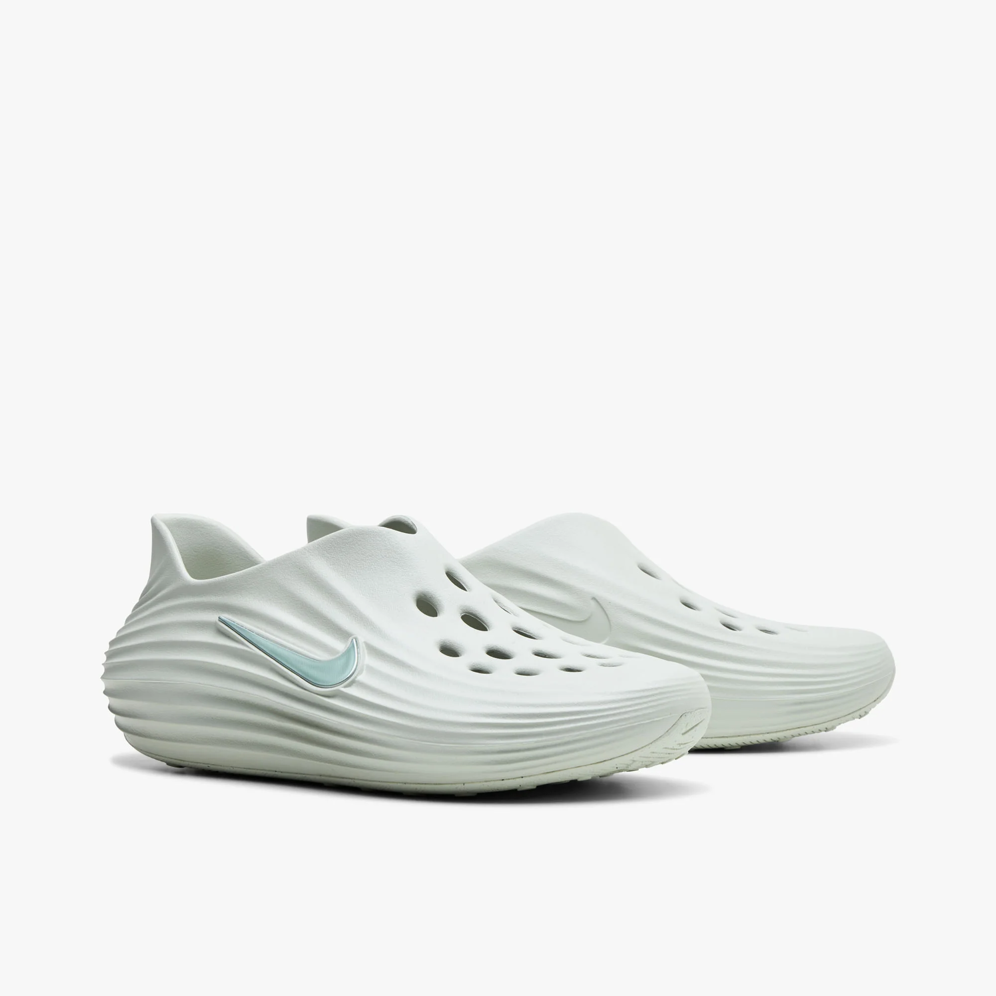 Nike ReactX Rejuven8 Spruce Aura / Light Silver - Image 2