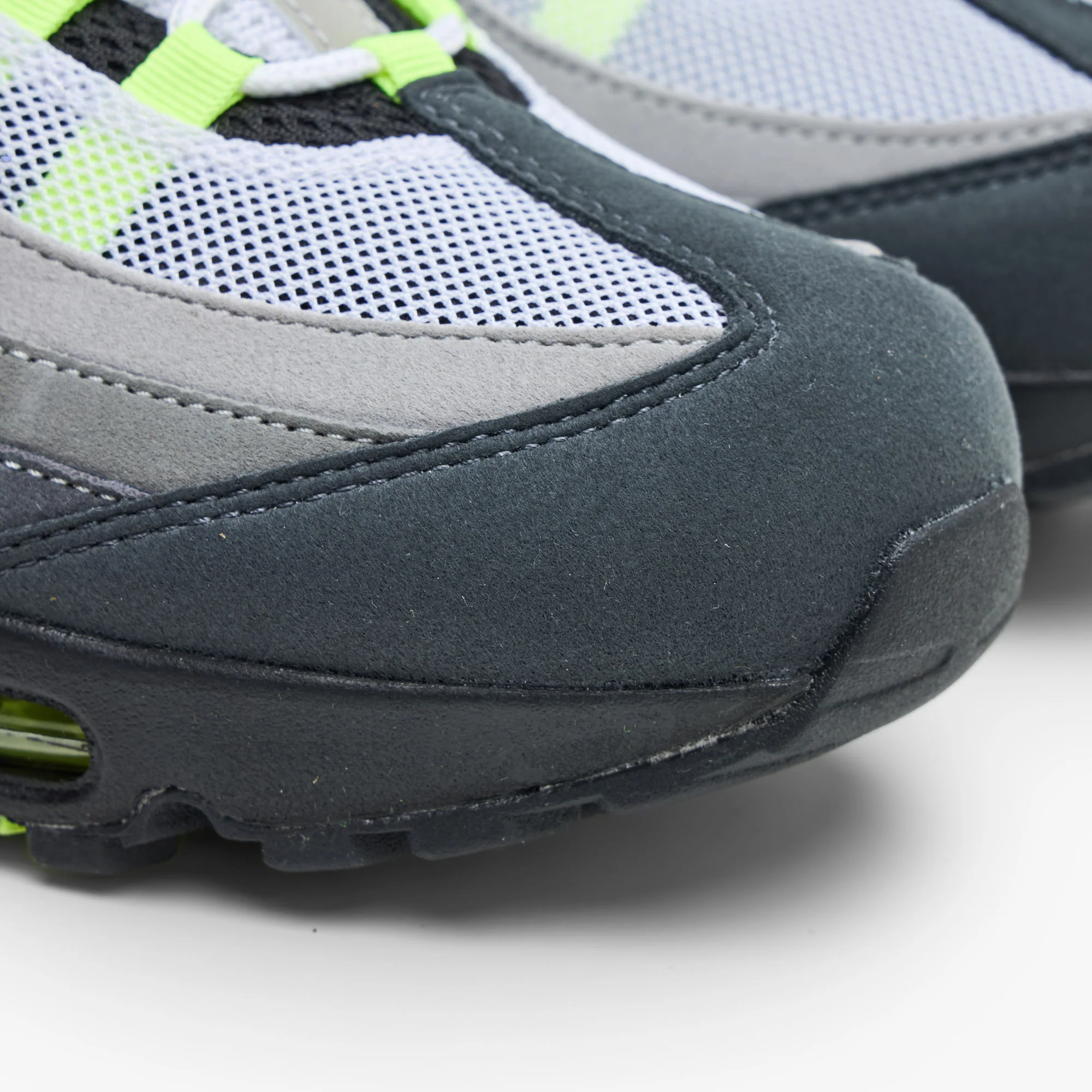 Nike Women's Air Max 95 OG Black / Neon Yellow - Image 6