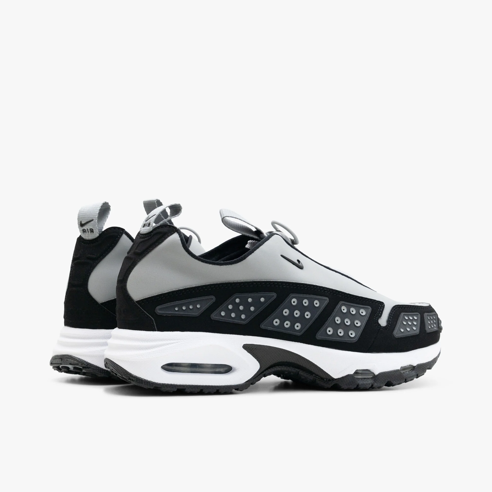 Nike Women's Air Max SNDR Silver / Black - White - Image 4