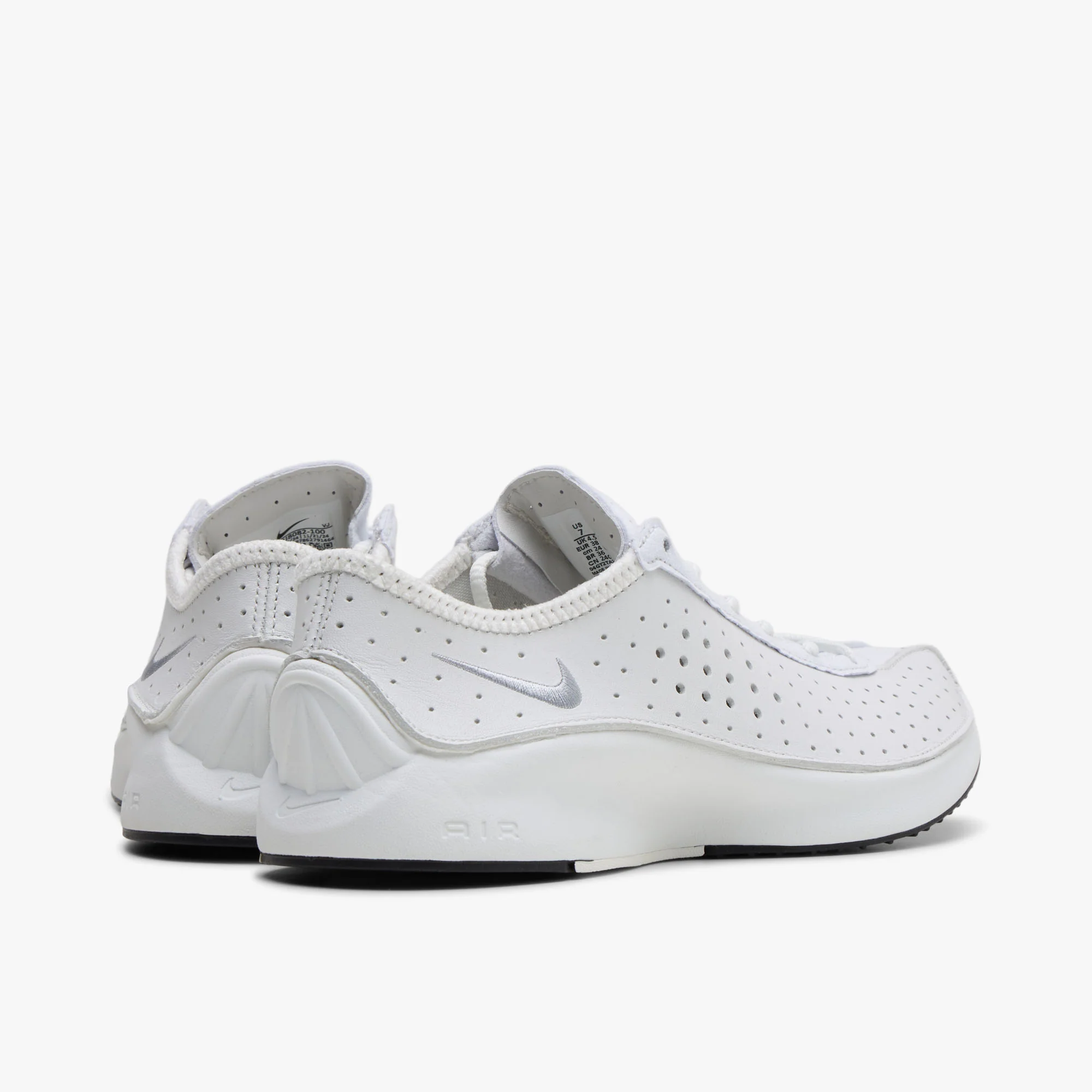 Nike Women's Air Superfly White / Metallic Silver - Black - Image 4