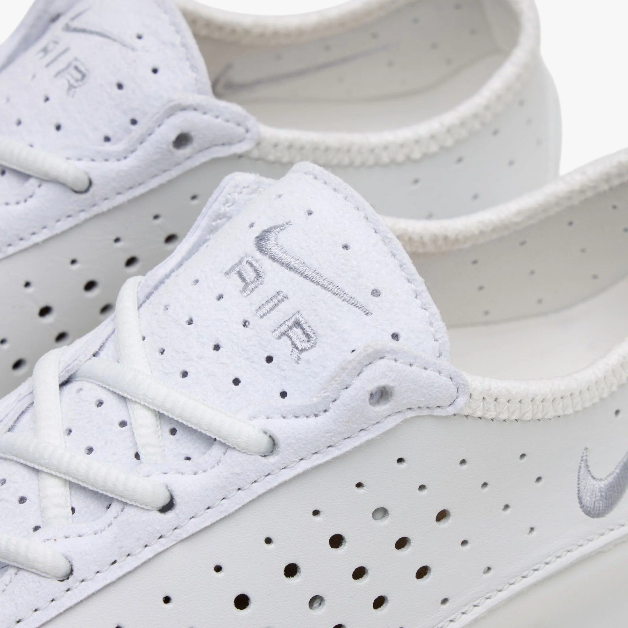 Nike Women's Air Superfly White / Metallic Silver - Black - Image 7