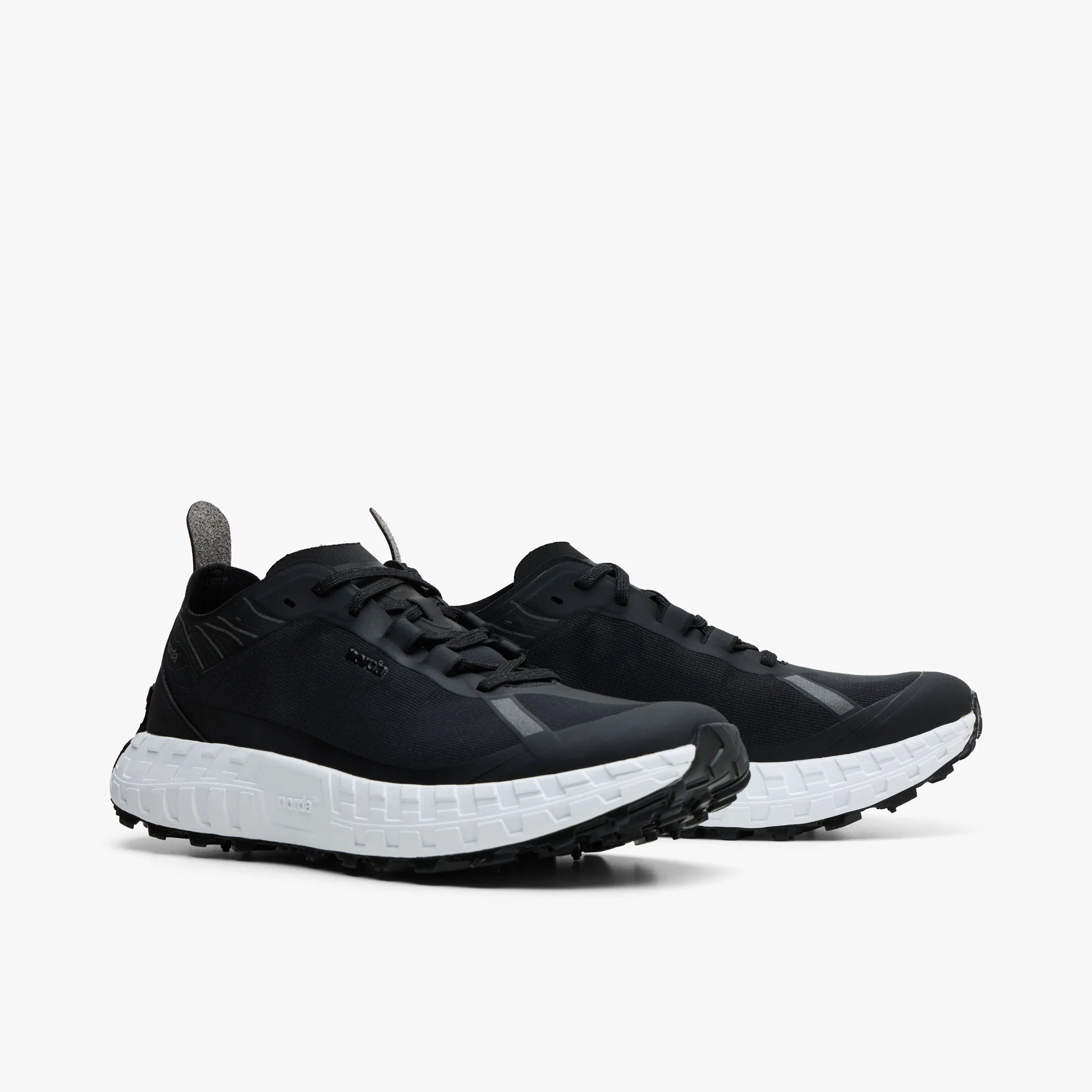 norda 001A / Black - Image 2