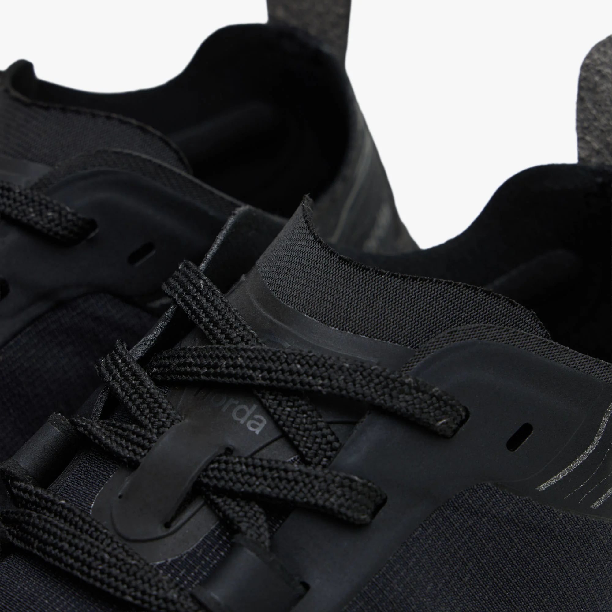 norda Women's 001A / Black - Image 6