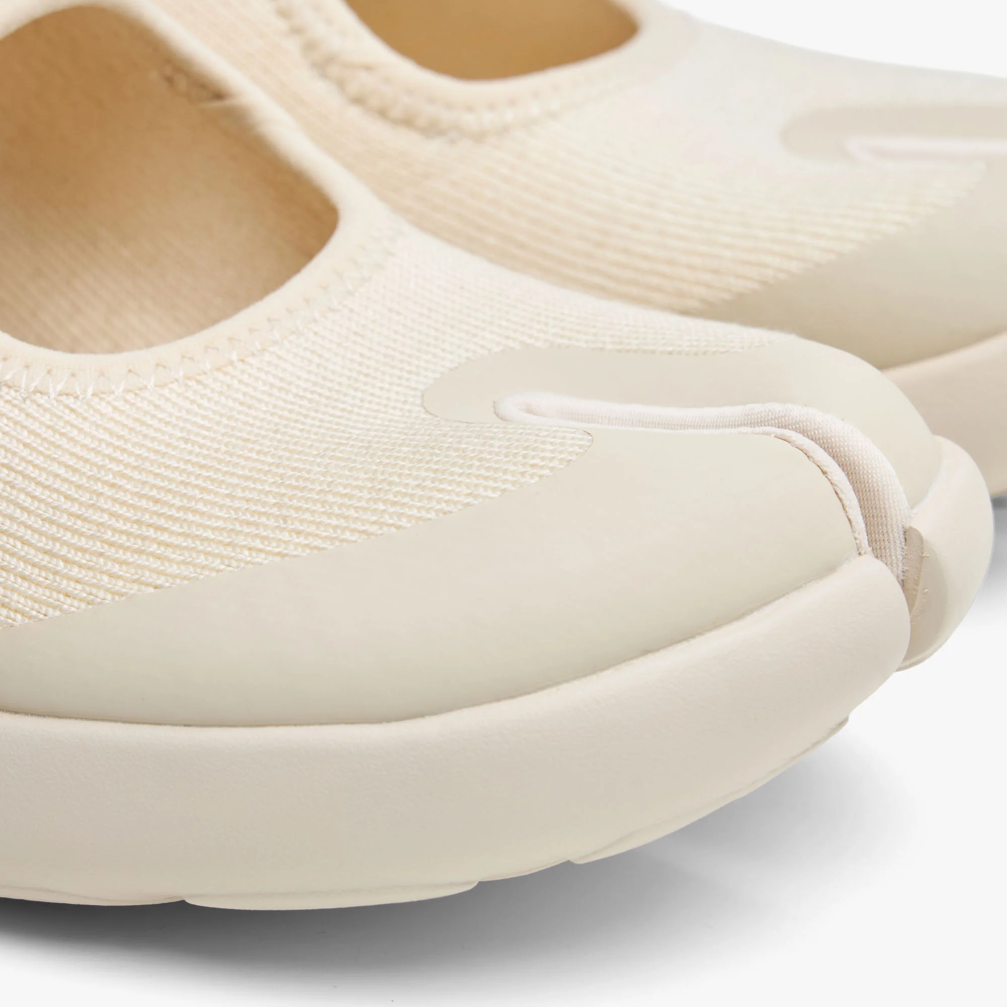 Tabi Sandal / Off White - Image 5