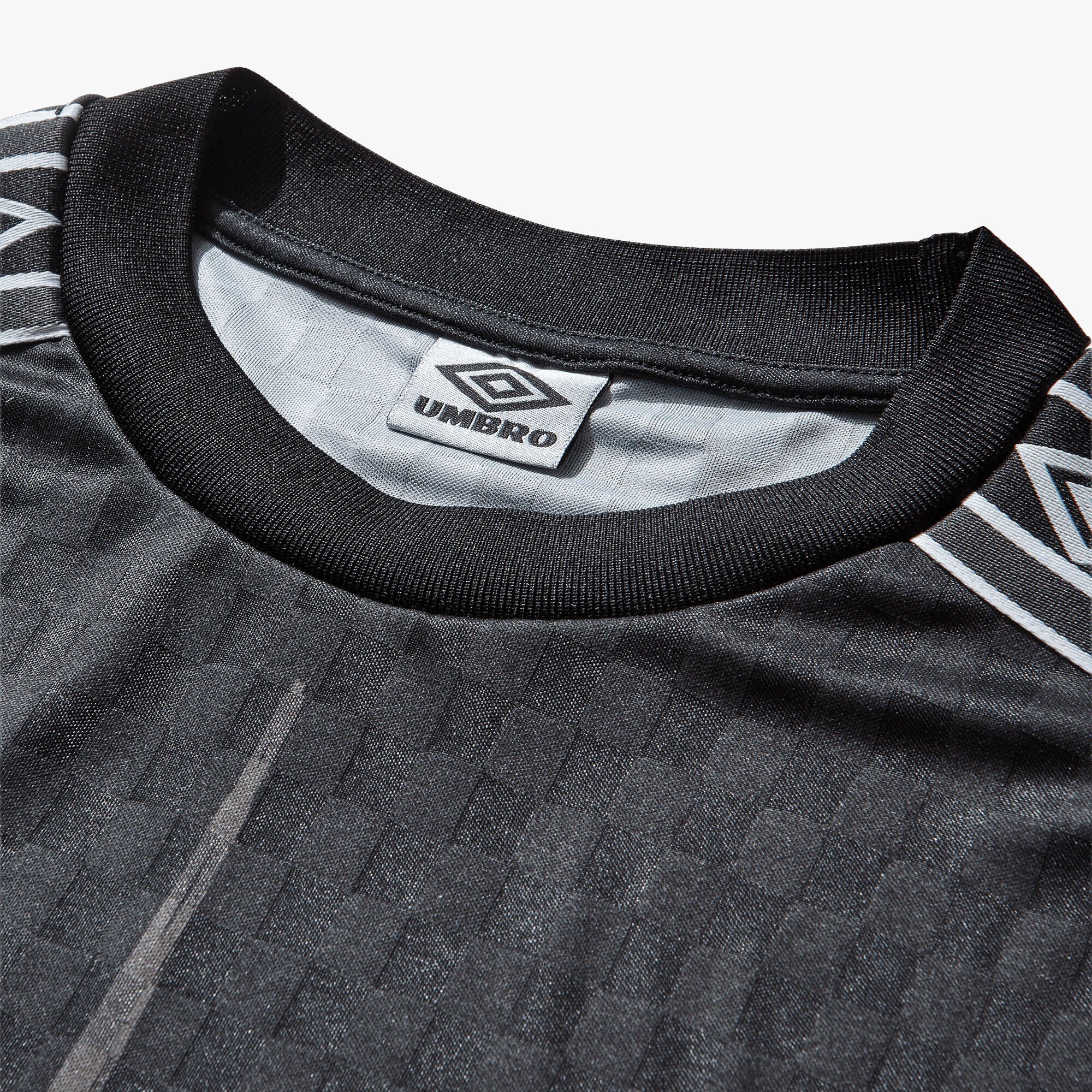 Umbro History Tape Kit T-Shirt Black / Red - Anthracite - Image 10