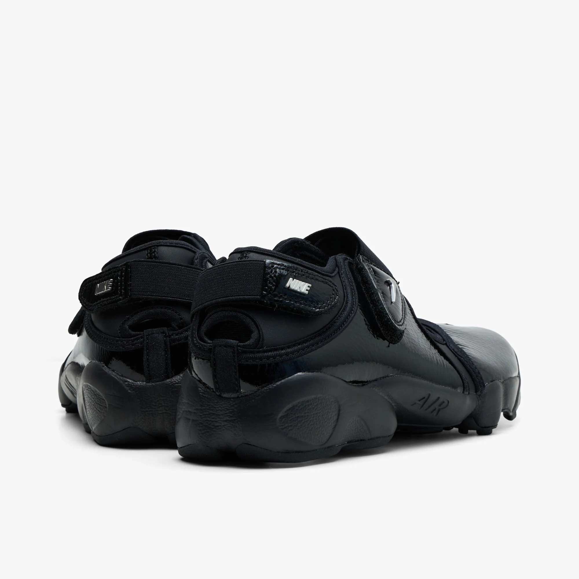 Nike Women's Air Rift Black / Metallic Silver - Image 4